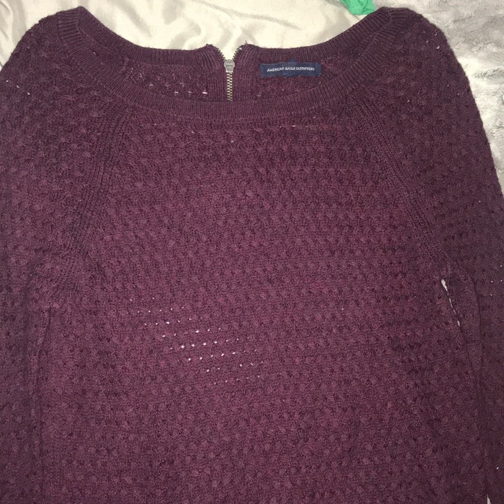 American eagle sweater